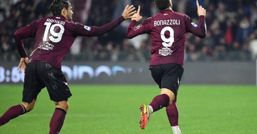 Salernitana-Fiorentina 2-1, i campani credono nella salvezza