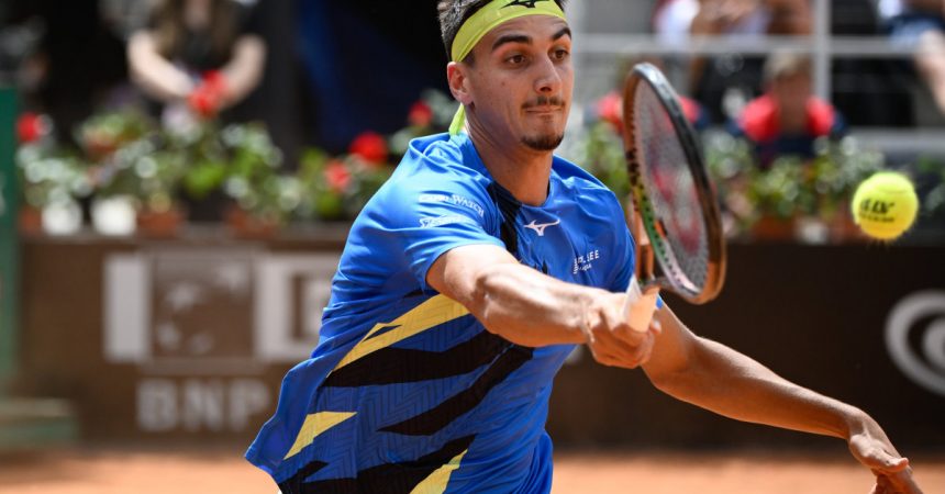 Ruud agli ottavi al Roland Garros, Sonego ko in 5 set