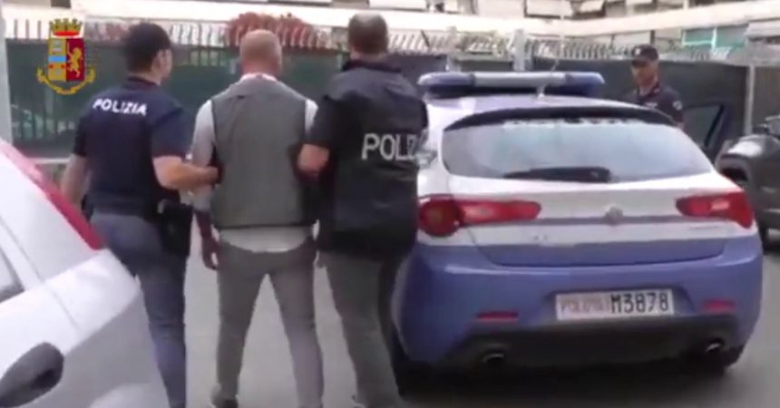 Svaligiarono casa anziani, due arresti nel genovese