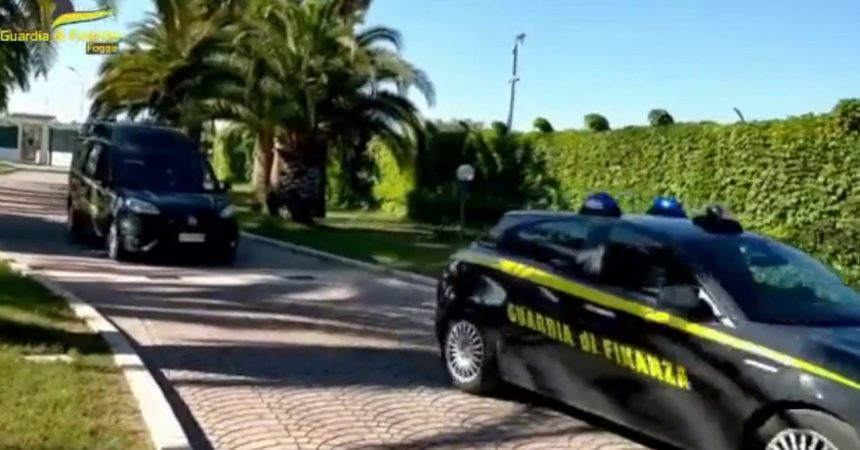 Rivenditore d’auto froda il fisco, sequestro di beni nel foggiano