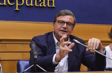 Elezioni, Calenda “Accordo con PD può essere cancellato, no annacquato”