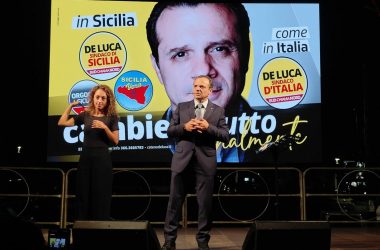 Elezioni, De Luca “Ho rifiutato accordo con Renzi. In Sicilia vinco io”