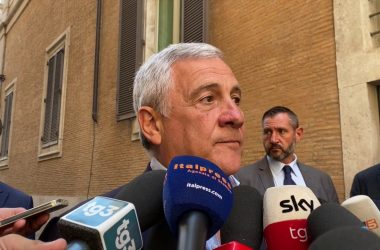 Elezioni, Tajani “Centrodestra a un passo dall’accordo definitivo”