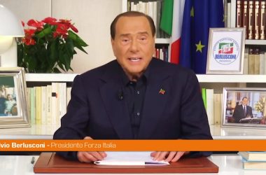 Elezioni, Berlusconi “Boschi circolari intorno alle grandi città”