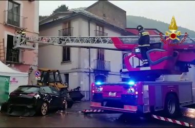 Maltempo, evacuate persone bloccate nel fango in Irpinia