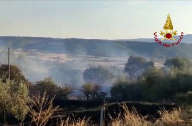 Incendi,  due persone soccorse in un bosco nel ternano