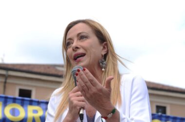 Meloni “Stiamo lavorando a una squadra di governo che non vi deluderà”