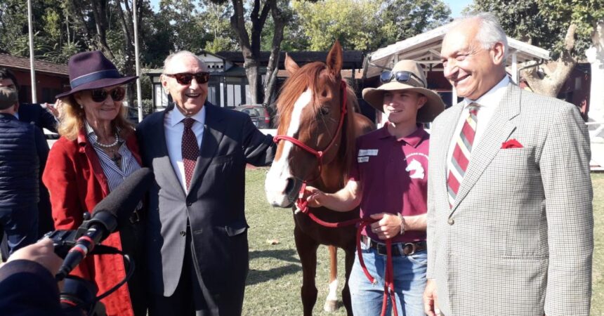 Salute mentale, il viaggio del cavallo Persano fa tappa a Roma