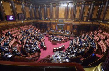 Dal Senato via libera definitivo alla manovra da 35 miliardi