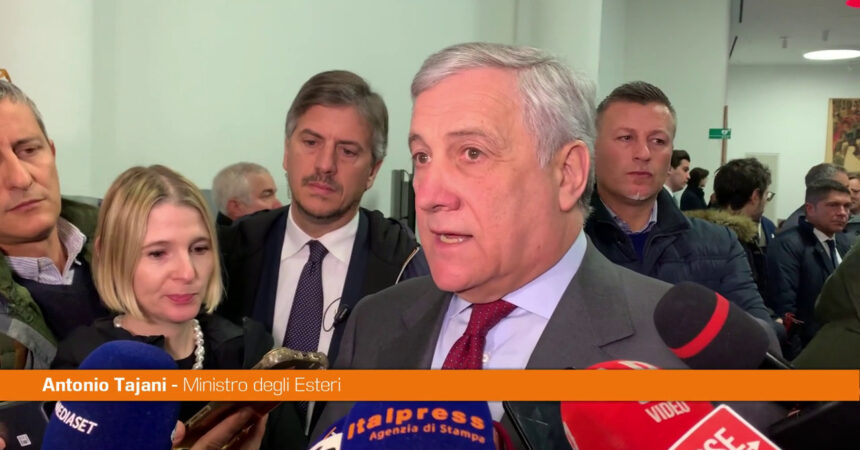 Tajani “Il centrodestra vincerà le elezioni in Lazio e Lombardia”