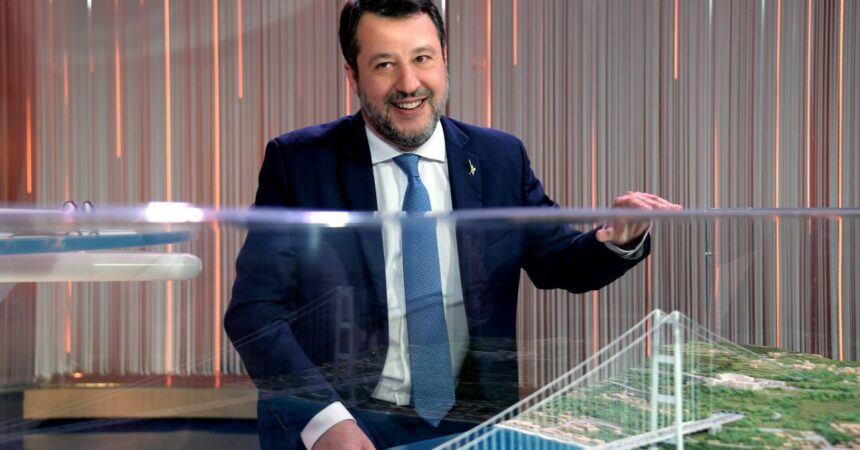 Ponte sullo Stretto, Salvini “Nell’estate del 2024 inizio dei cantieri”