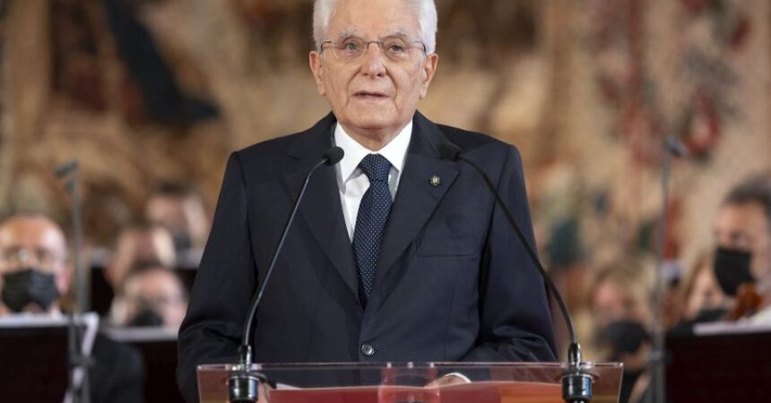 Mattarella “La pace tra i popoli dev’essere costantemente difesa”