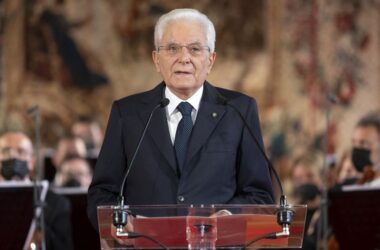 Scuola, Mattarella “E’ di tutti, orizzonte eliminare ogni discrimine”