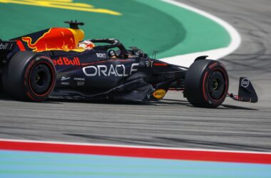 Gp Spagna, Verstappen più veloce in FP2 davanti ad Alonso