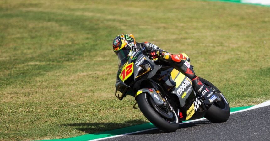 Bezzecchi batte Bagnaia e vince la Sprint Race di Assen