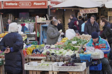 Quasi un italiano su quattro a rischio povertà