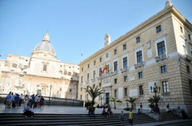 Comune di Palermo, Forza Italia minaccia la crisi se Lagalla non cambia la giunta