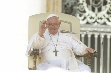 Papa Francesco in piazza San Pietro per il Concistoro, crea 21 nuovi cardinali