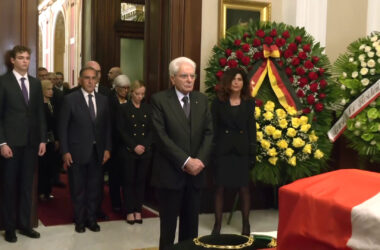 Mattarella ai funerali di Stato di Napolitano