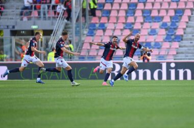 Bologna-Frosinone 2-1, Ferguson e De Silvestri gol