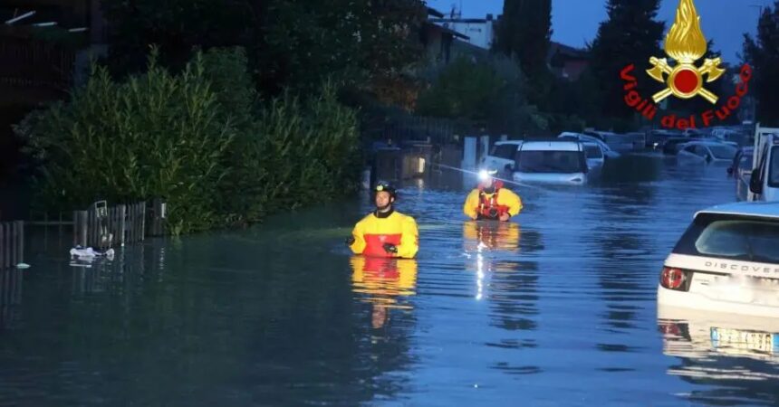 Maltempo, continua l’allerta e stato d’emergenza, in Toscana 6 vittime