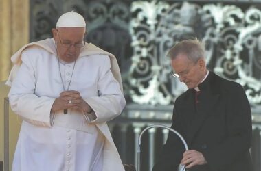 Papa Francesco “I social accentuano la violenza delle parole”