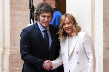 Meloni incontra Milei “Rafforzare relazioni bilaterali Italia-Argentina”