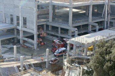 Crollo in cantiere supermercato a Firenze, sale a 4 bilancio vittime