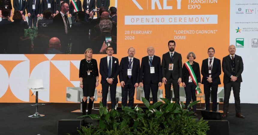 A Rimini Pichetto Fratin inaugura “KEY – The Energy Transition Expo”