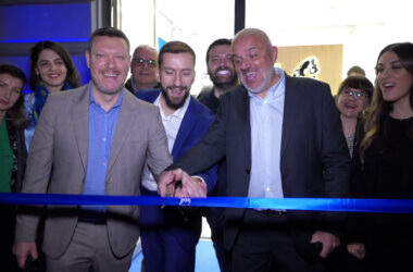 A Napoli arriva myPOS, inaugurato l’Experience Store