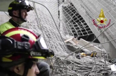 Crollo Firenze, Vigili del Fuoco scavano senza sosta tra le macerie