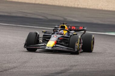 Pole position per Verstappen al Gp di Cina