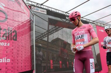 Sanchez vince la 6^ tappa del Giro, Pogacar resta in rosa