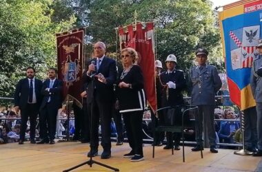 Strage di Capaci, Palermo ricorda le vittime davanti l’albero Falcone