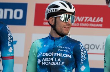 Vendrame vince per distacco la 19^ tappa del Giro