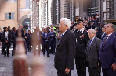 Mattarella rende omaggio a Moro