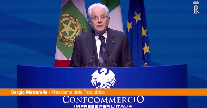 Mattarella “Negozi aperti in pandemia presidio resilienza collettiva”