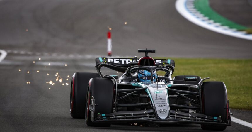 Russell in pole a Silverstone davanti a Hamilton, male le Ferrari