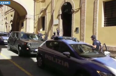 Quattro arresti a Siena per rapine, furti, e lesioni. 3 sono minorenni