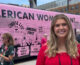 Un bus rosa alla convention repubblicana di Milwaukee