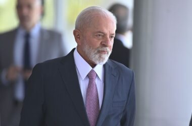 Volo di linea precipita vicino San Paolo. Lula “Non ci sono sopravvissuti”