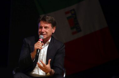 Conte “Impossibile stare con Renzi, ha capacità demolitorie”