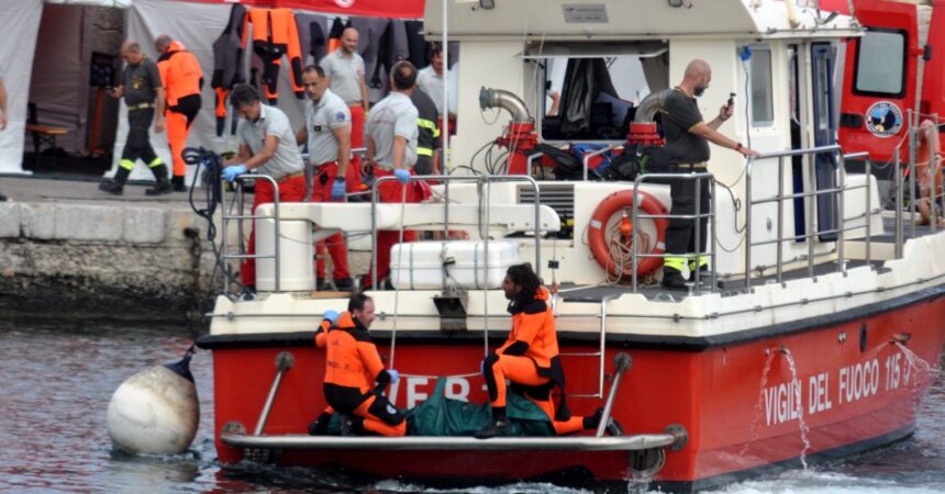 Naufragio nel palermitano, riprese le ricerche dell’ultima dispersa