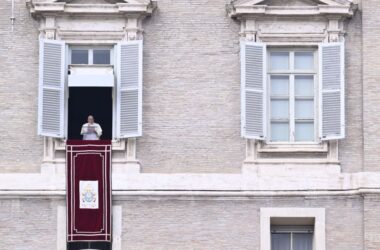 Papa Francesco “In Ucraina non sia abolita nessuna chiesa cristiana”