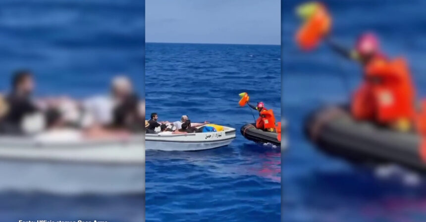 Soccorsi 12 migranti al largo di Lampedusa