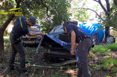 Scoperta una discarica abusiva nel Salernitano, una denuncia