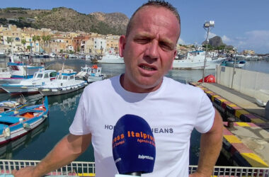 Naufragio Palermo, la testimonianza dei pescatori “Un piccolo tornado”