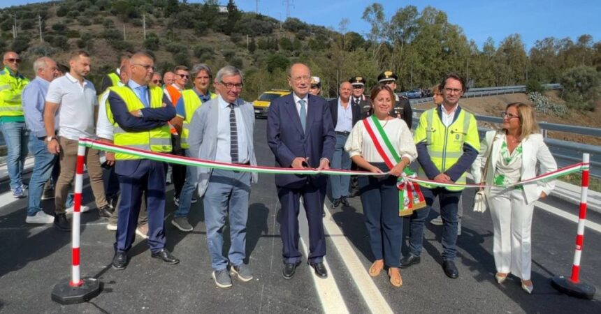 Riapre su A19 lo svincolo di Termini imerese, Schifani “Un mese di anticipo”