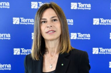 Terna, autorizzato il nuovo elettrodotto che collega Sicilia e Calabria