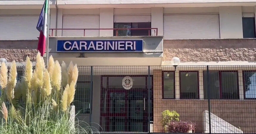 Scoperto market della droga in casa a Roma, arrestato 31enne